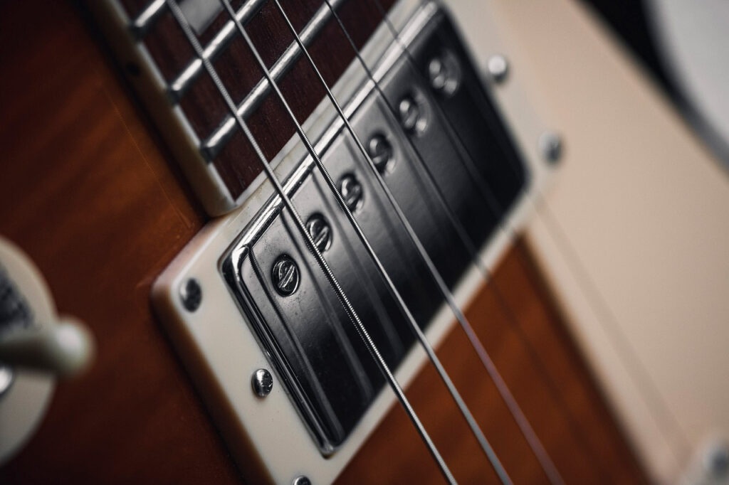 Shielding (apantallado) de una guitarra o bajo eléctricos